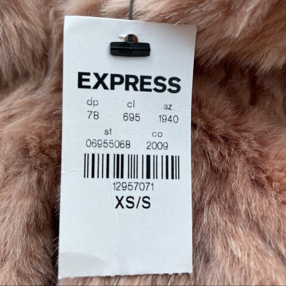 Express Women Faux Fur Vest Hooded Pockets Sleeveless Hook & Eye Pink XS/S NWT - Picture 8 of 11
